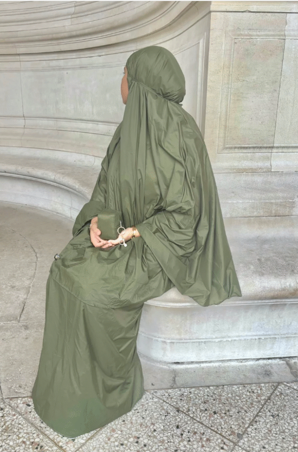 Green Prayer Set